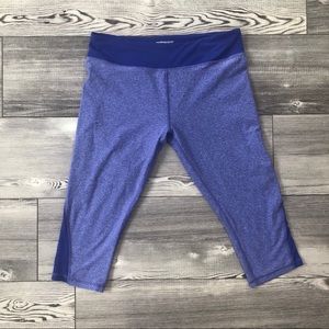 2 PC Lot: Marika Cropped Leggings, XL